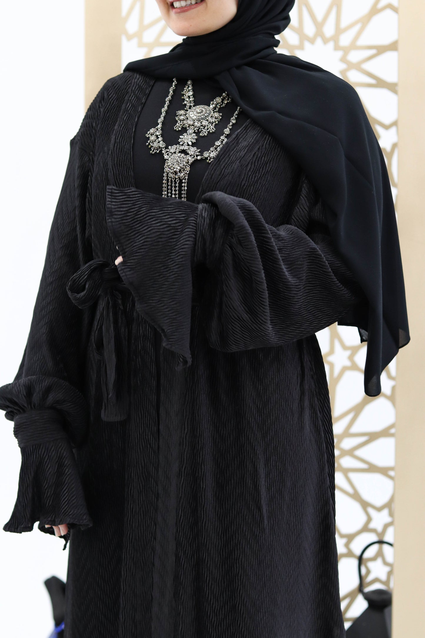 Black crinkled kimono